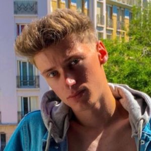 yanntufanes influenceur micro-trottoir tiktok