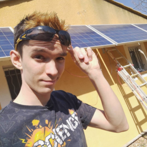 Experiment boy influenceur science instagram