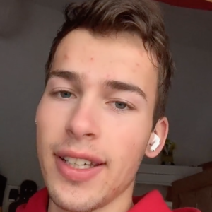 constructok influenceur bricolage tiktok